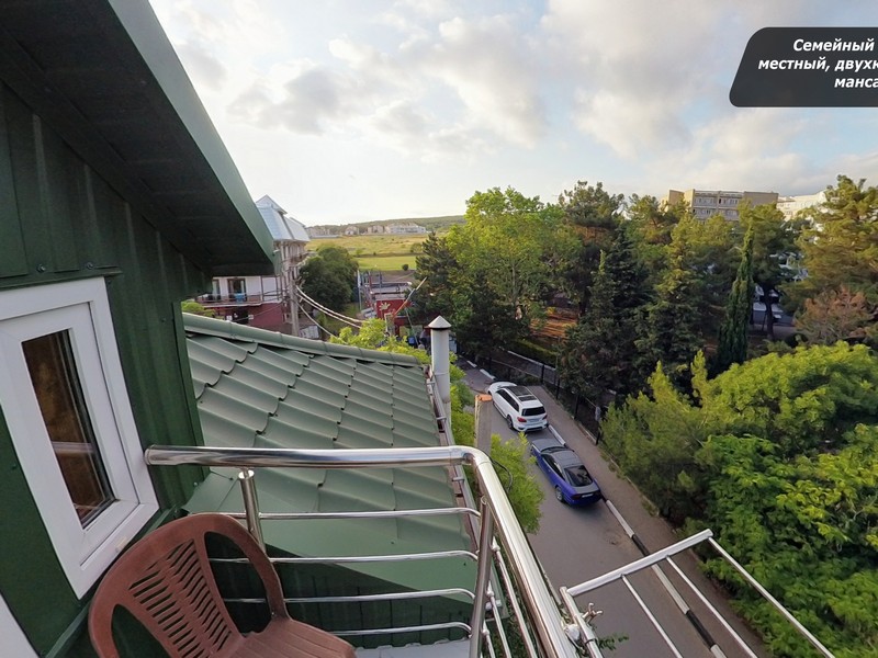 "Светлый" гостевой дом в Дивноморском "Светлый" гостевой дом в Дивноморском