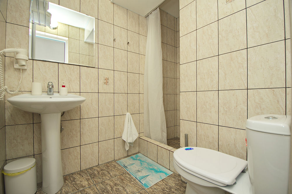 "Лотос" гостиница в Дивноморском "Лотос" гостиница в Дивноморском