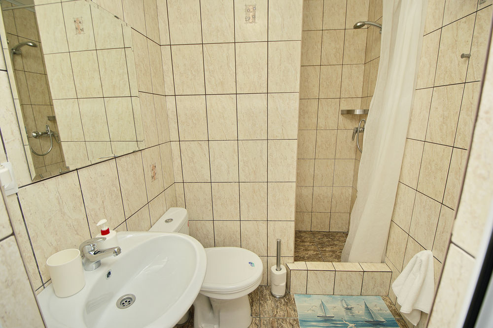 "Лотос" гостиница в Дивноморском "Лотос" гостиница в Дивноморском