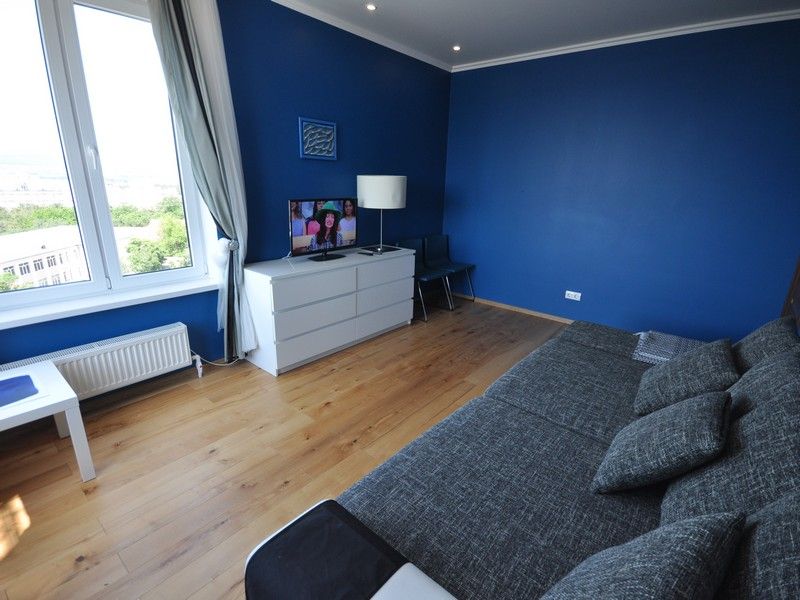 "С видом на море" 2х-комнатная квартира в Геленджике "С видом на море" 2х-комнатная квартира в Геленджике