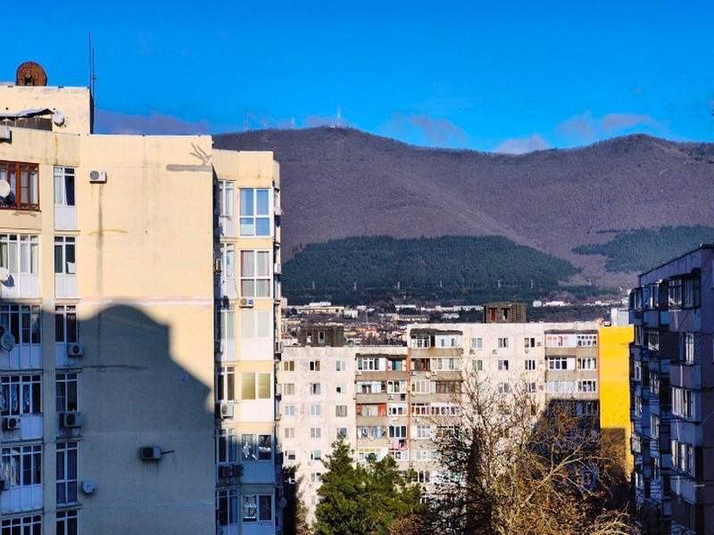 2х-комнатная квартира Грибоедова 62 корп 4 кв в Геленджике 2х-комнатная квартира Грибоедова 62 корп 4 кв в Геленджике