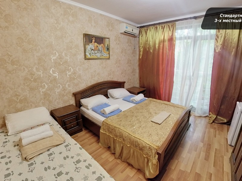 "Светлый" гостевой дом в Дивноморском "Светлый" гостевой дом в Дивноморском