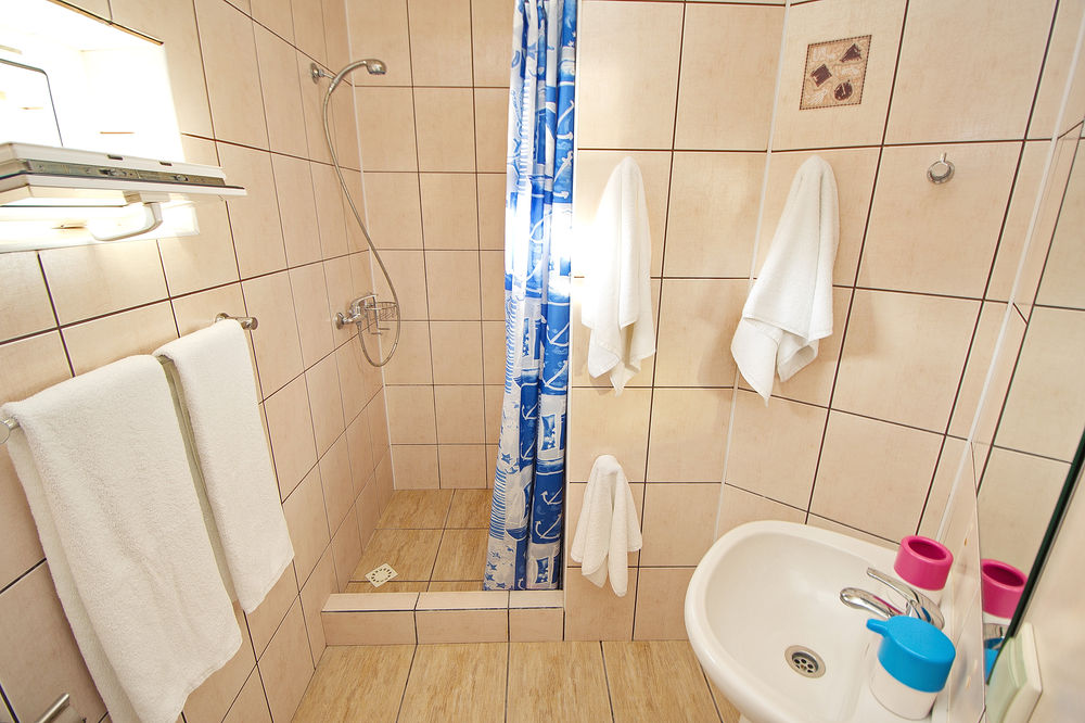 "Лотос" гостиница в Дивноморском "Лотос" гостиница в Дивноморском