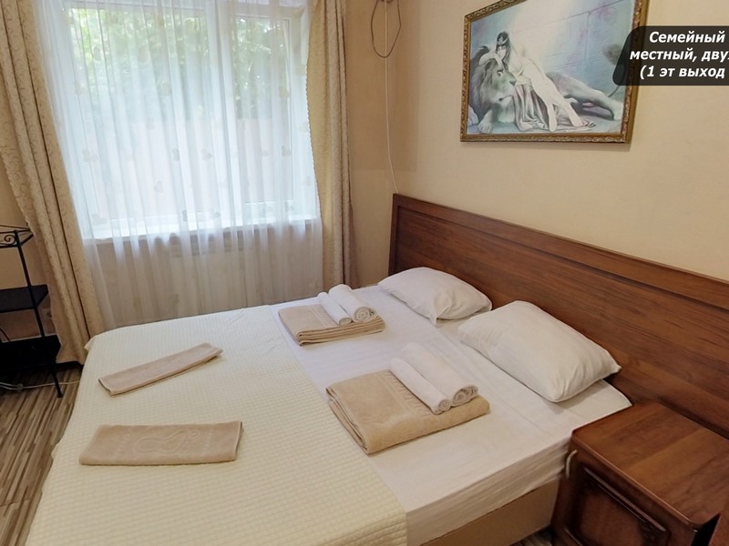 "Светлый" гостевой дом в Дивноморском "Светлый" гостевой дом в Дивноморском