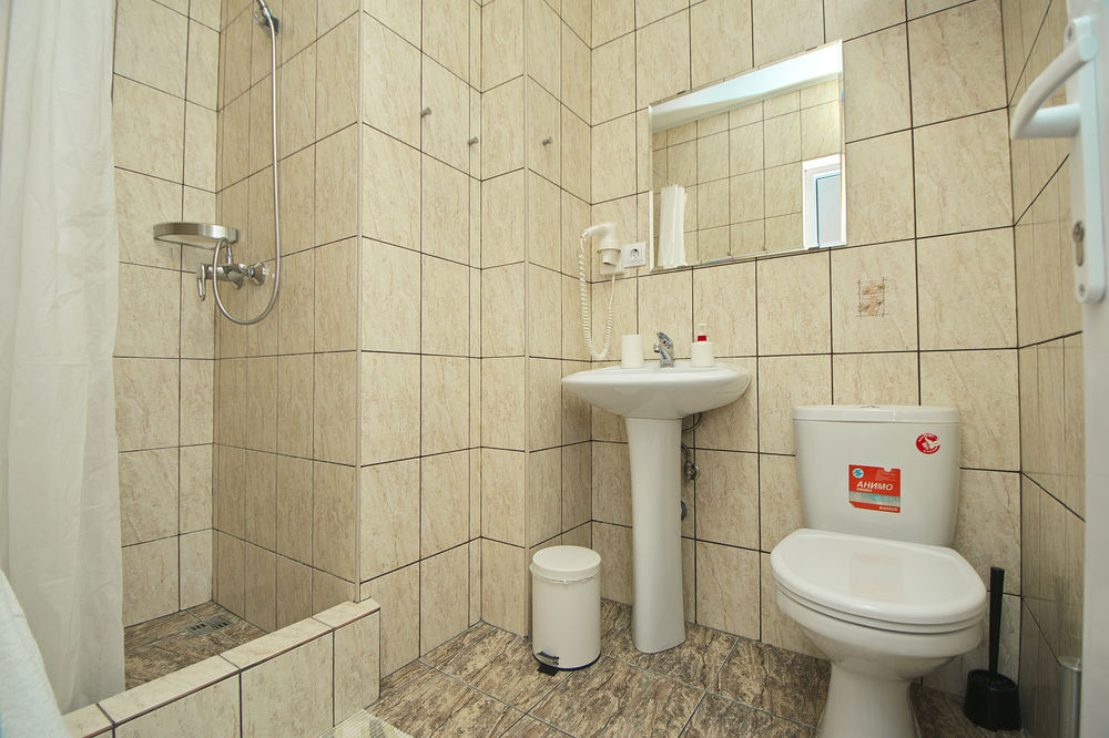 "Лотос" гостиница в Дивноморском "Лотос" гостиница в Дивноморском